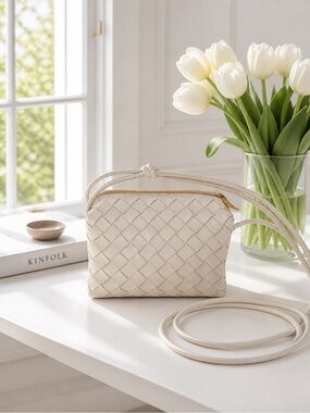 Bottega Veneta Nappa Intrecciato Mini Loop Camera Bag White 💫